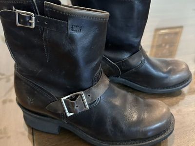Womens Shoes