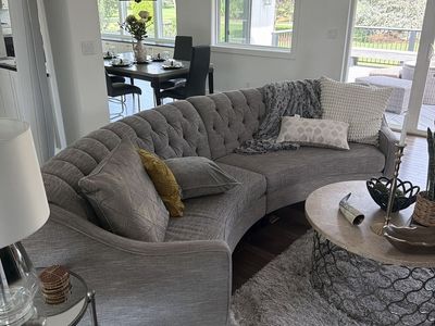 Modern Curved Tufted Fabric Sectional Sofa in Gray
