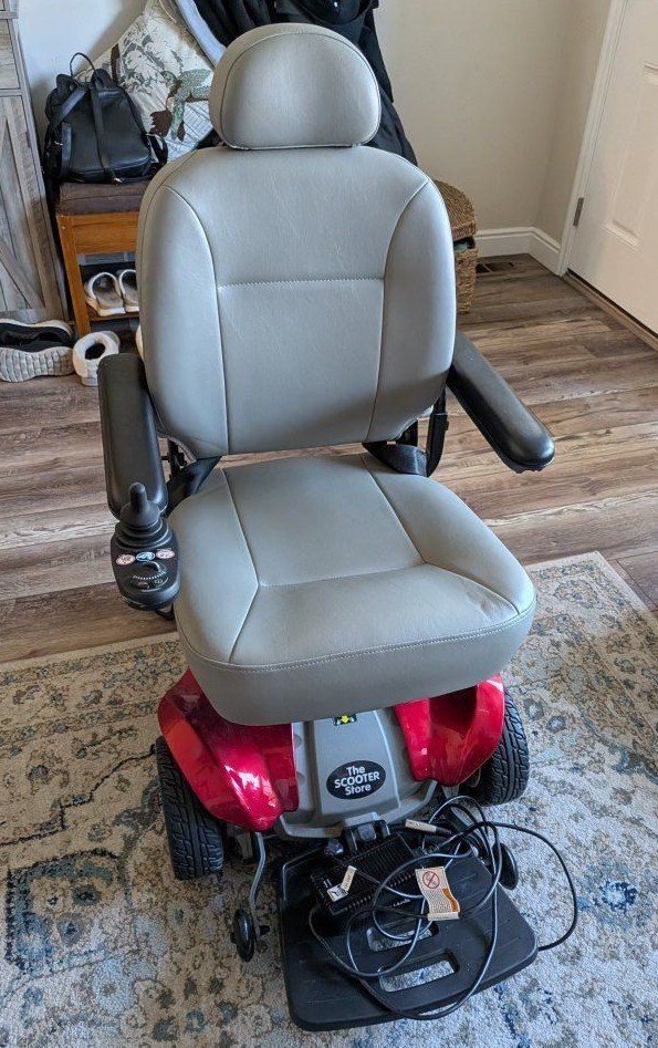 Power Jazzy Pride Wheelchair/ Chair
