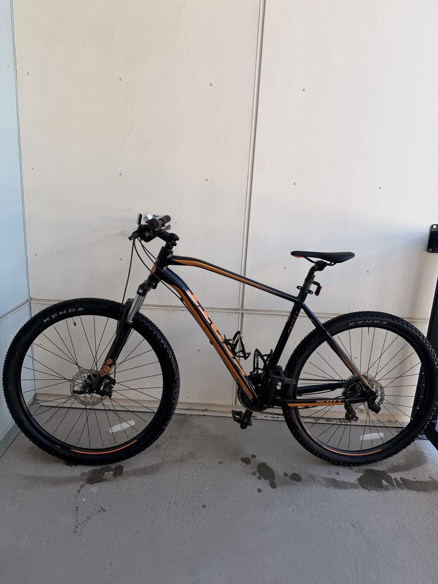 Scott Aspect 950 Mountain Bike - Orange/Black, 29" Wheels, Shimano 7-Speed, Disc Brakes