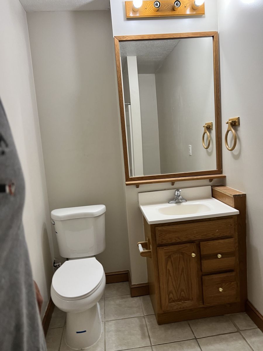 Main image 7