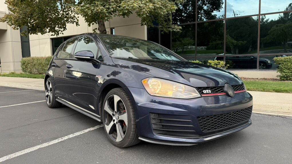 2015 VOLKSWAGEN GOLF GTI SE