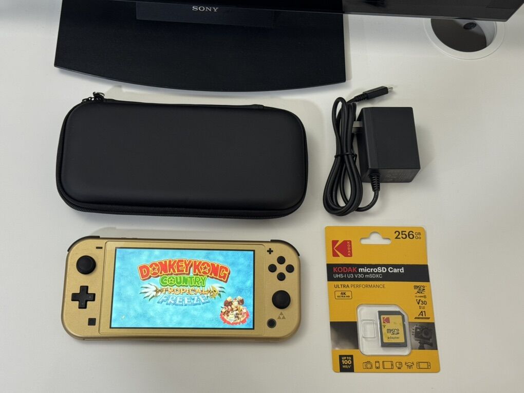 Nintendo Switch Lite Hyrule Edition Modded 256gb