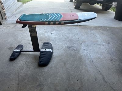 Liquid force pod wakefoil