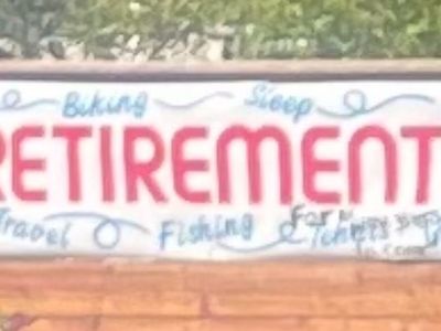 Vinyl Retirement Banner & 3 Felt Banner Decorations