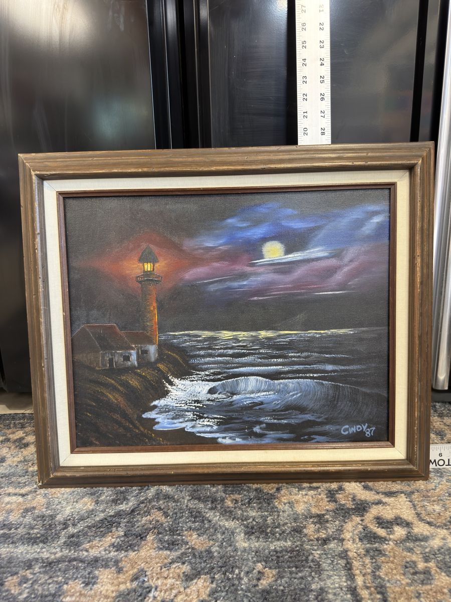 Main image 6