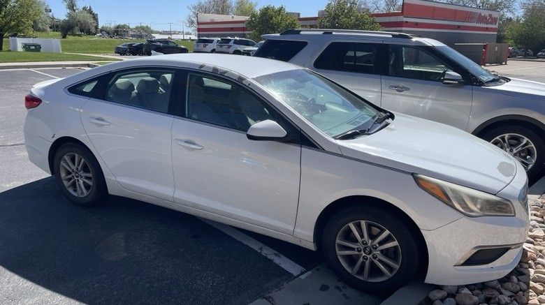 2017 HYUNDAI SONATA Base