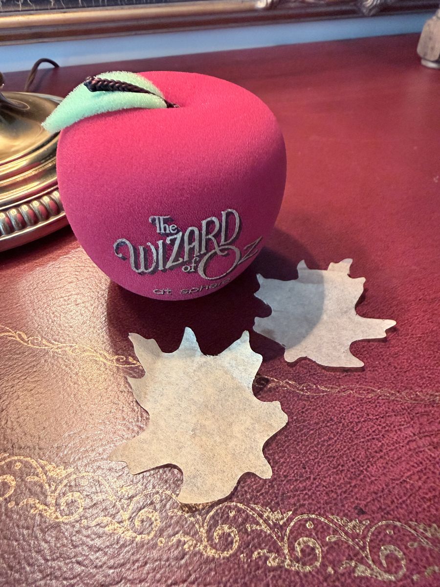 Wizard if Oz Apple - from Sphere!!!