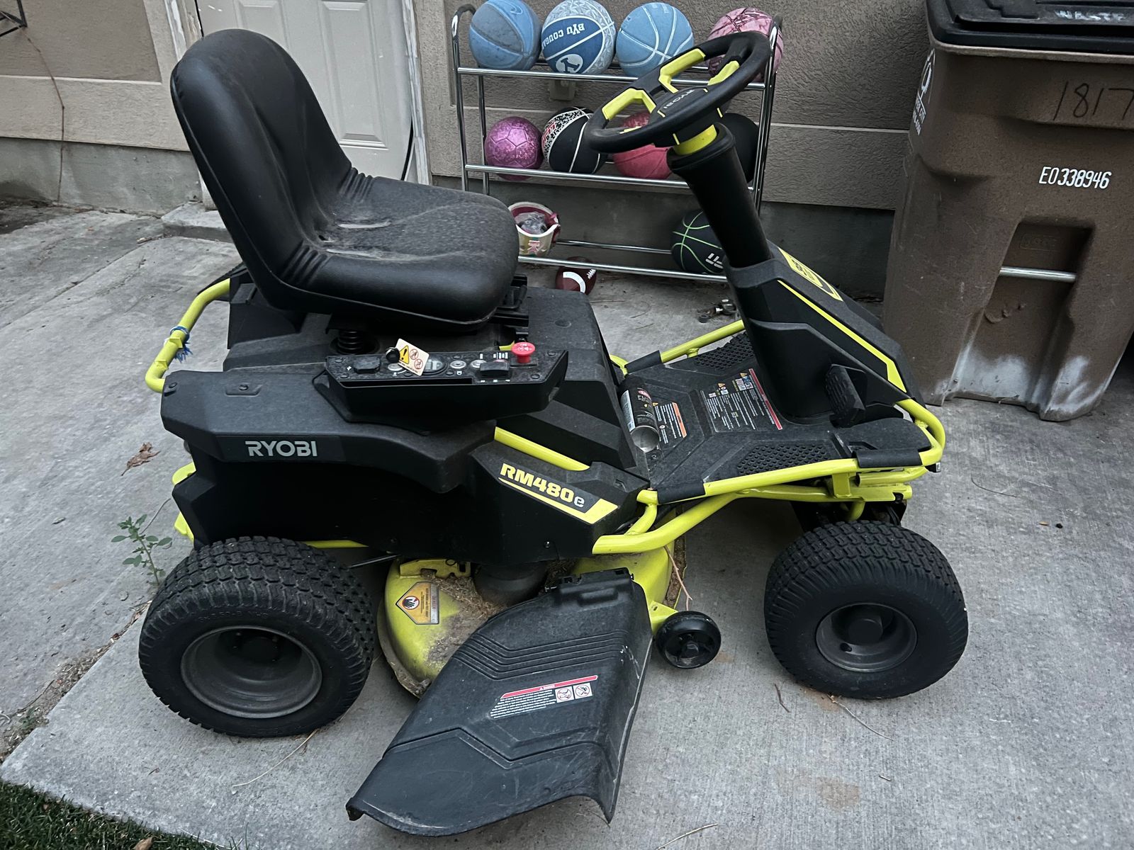 Ryobi Riding Lawnmower