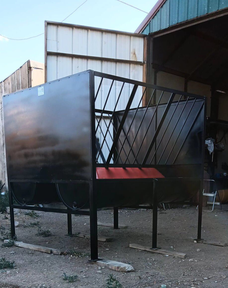 New , horse, cattle hay feeder FREE DELIVERY IN UT