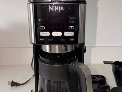 Ninja DualBrew Coffee Maker – Grounds & Pods + Free Pod Holder