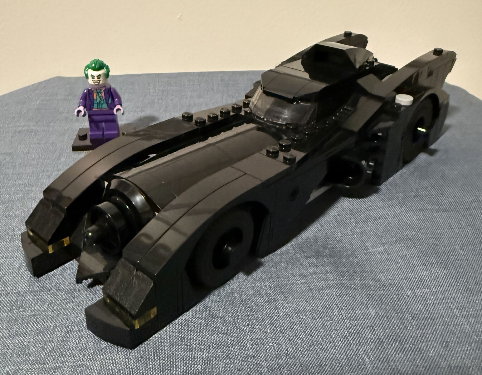 LEGO Batmobile: Batman vs. The Joker Chase (# 76224)
