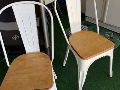 White farmhouse chairs