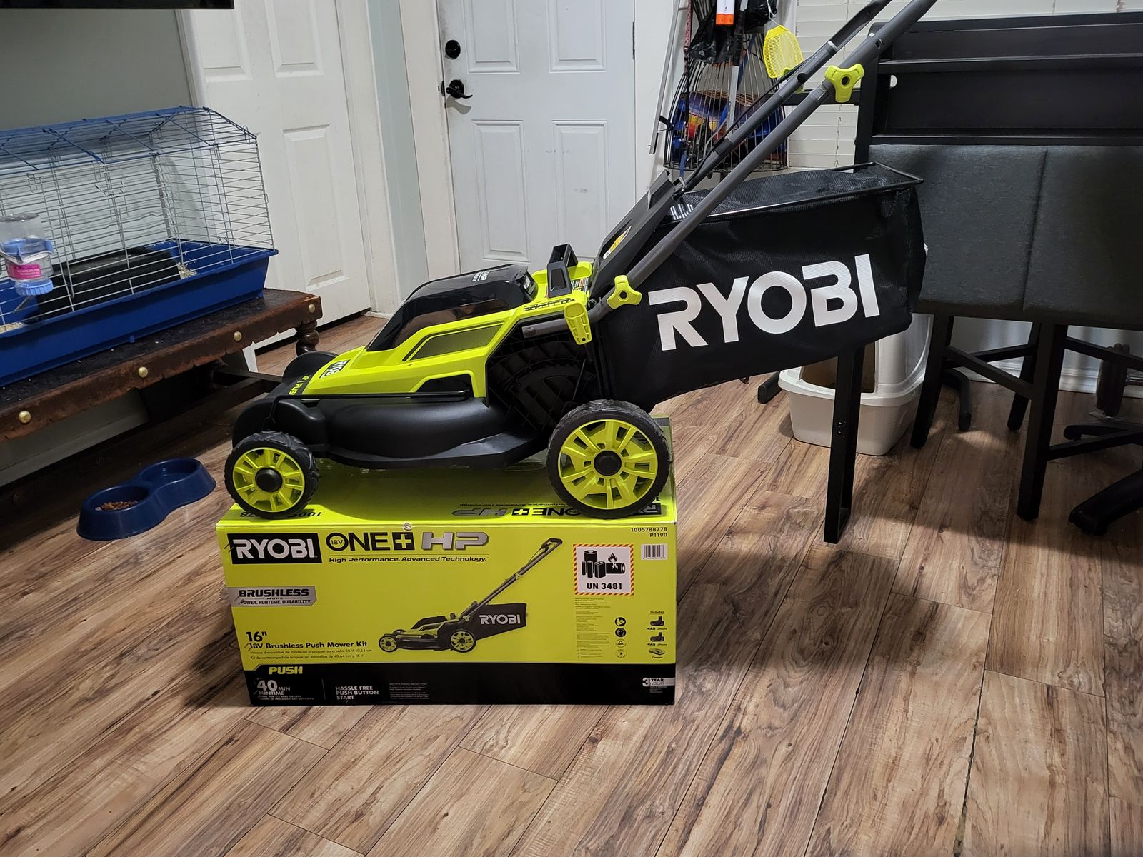RYOBI 18V ELECTRIC LAWNMOWER