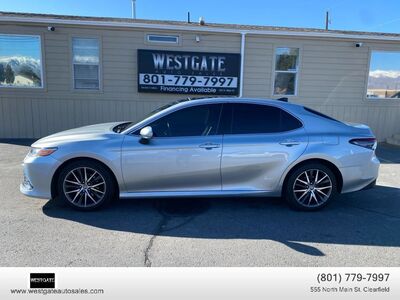 2021 TOYOTA CAMRY XLE V6