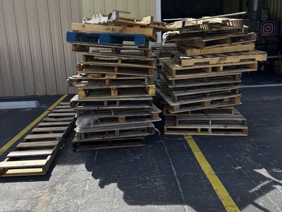 Free Wood Pallets