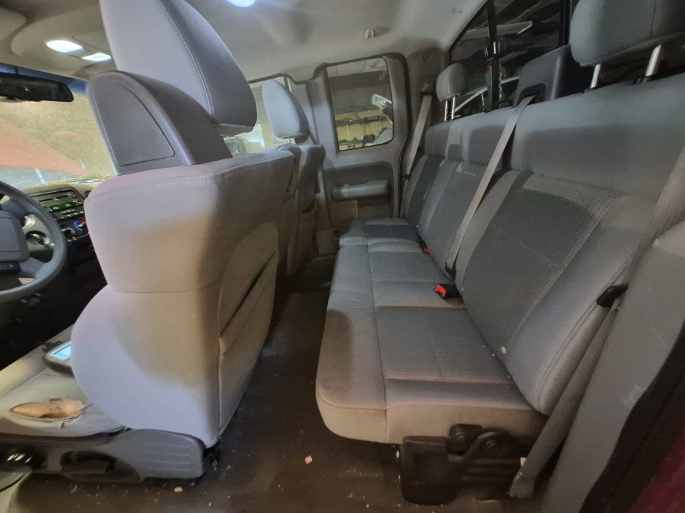 Main image 6