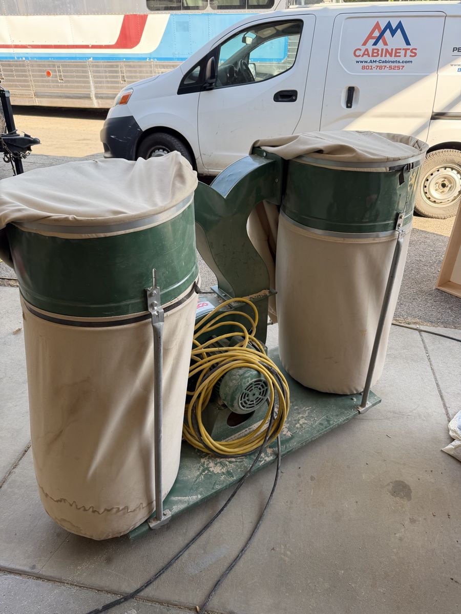 Grizzly dust collector