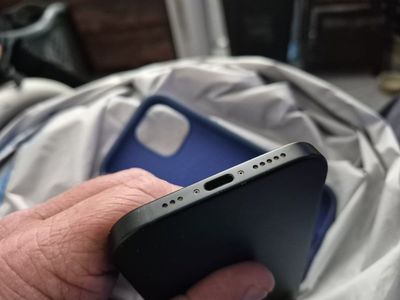 iPhone 15 128 GB