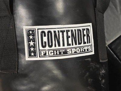 CONTENDER HEAVY MUAY THAI 7' PUNCHING BANANA BAG
