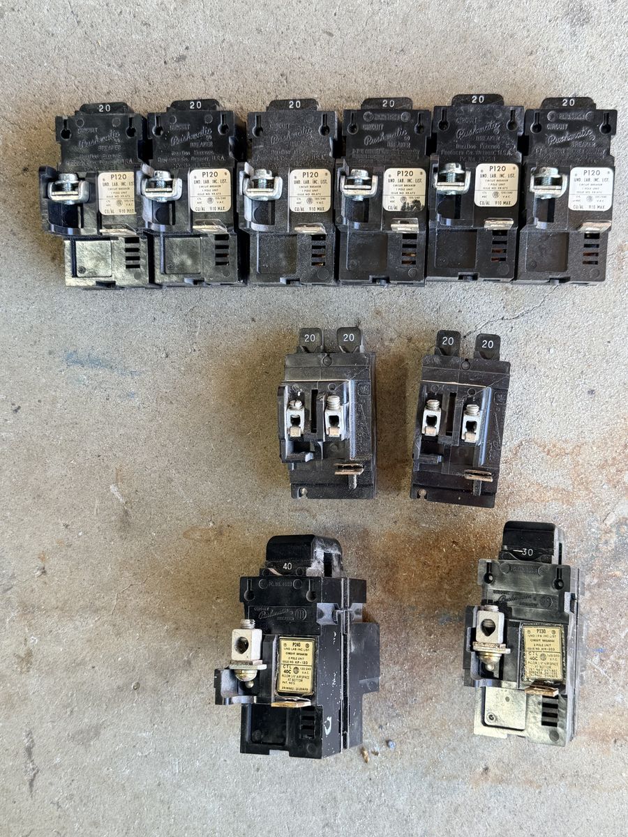 Pushomatic Breackers