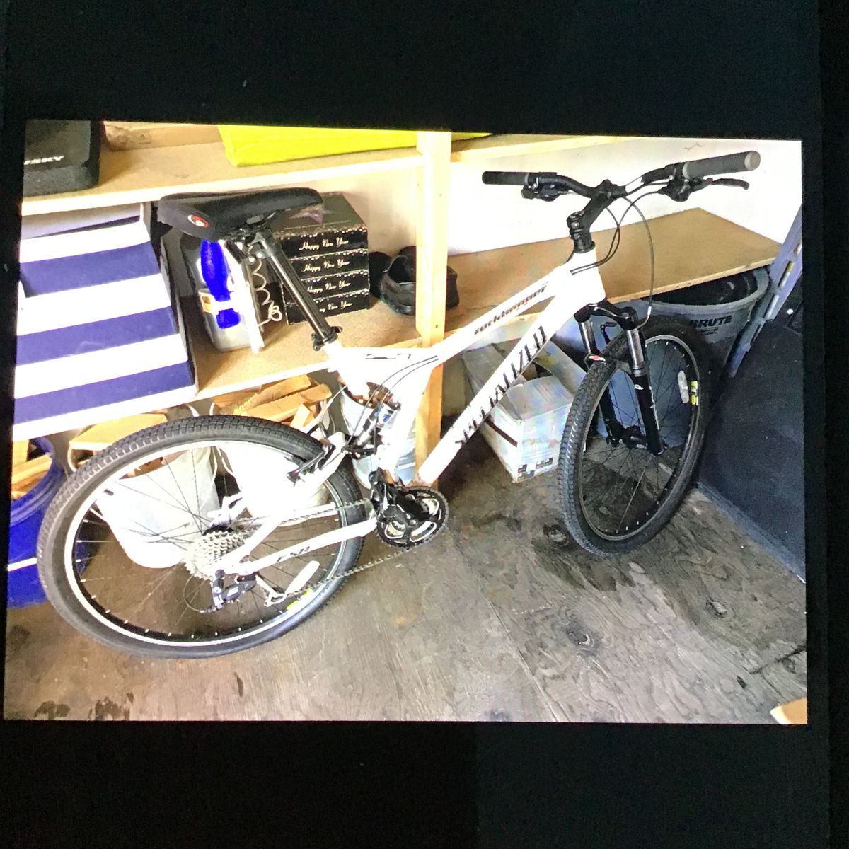 Specialized Rock Hopper men’s mountain bike 19”