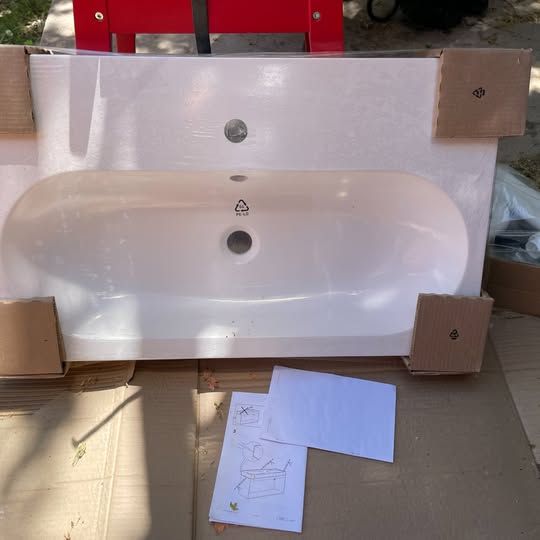New Bathroom Sinks. Modern design by IKEA.