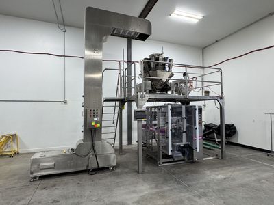 Vertical Form Fill In Seal Packaging Machine