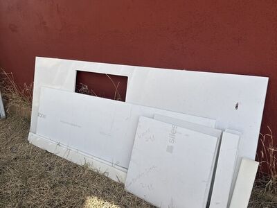 Quartz Counter Tops With Backsplash