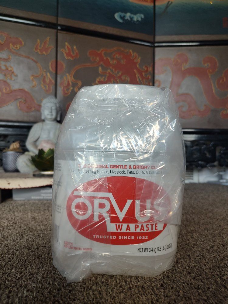 Orvus WA Paste for cleaning horses, livestock, pets, quilts, and delicate fabrics. READ DISC.