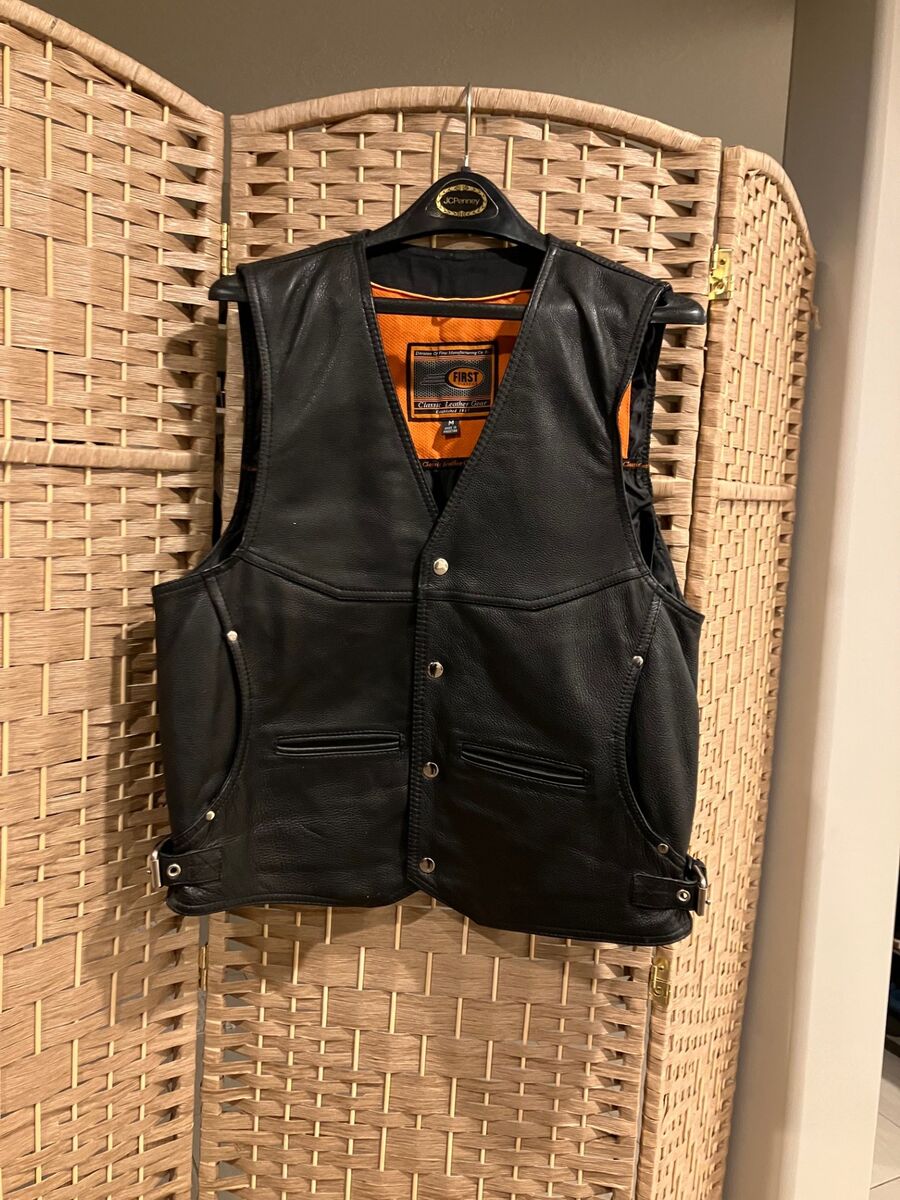 Men's Leather Motorcycle Vest - Medium