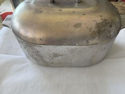 Vintage Magnalite 8 Quart Pot