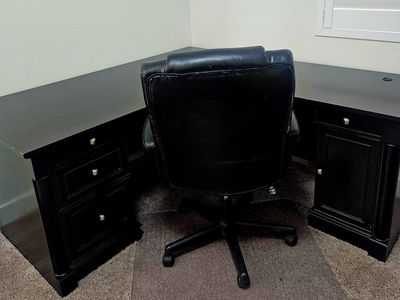 Spacious Black L-Shaped Desk with Storage Drawers & Cabinet - Perfect for Home Office