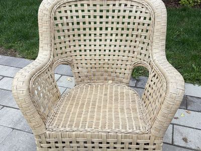 Indoor/Outdoor Wicker Chair