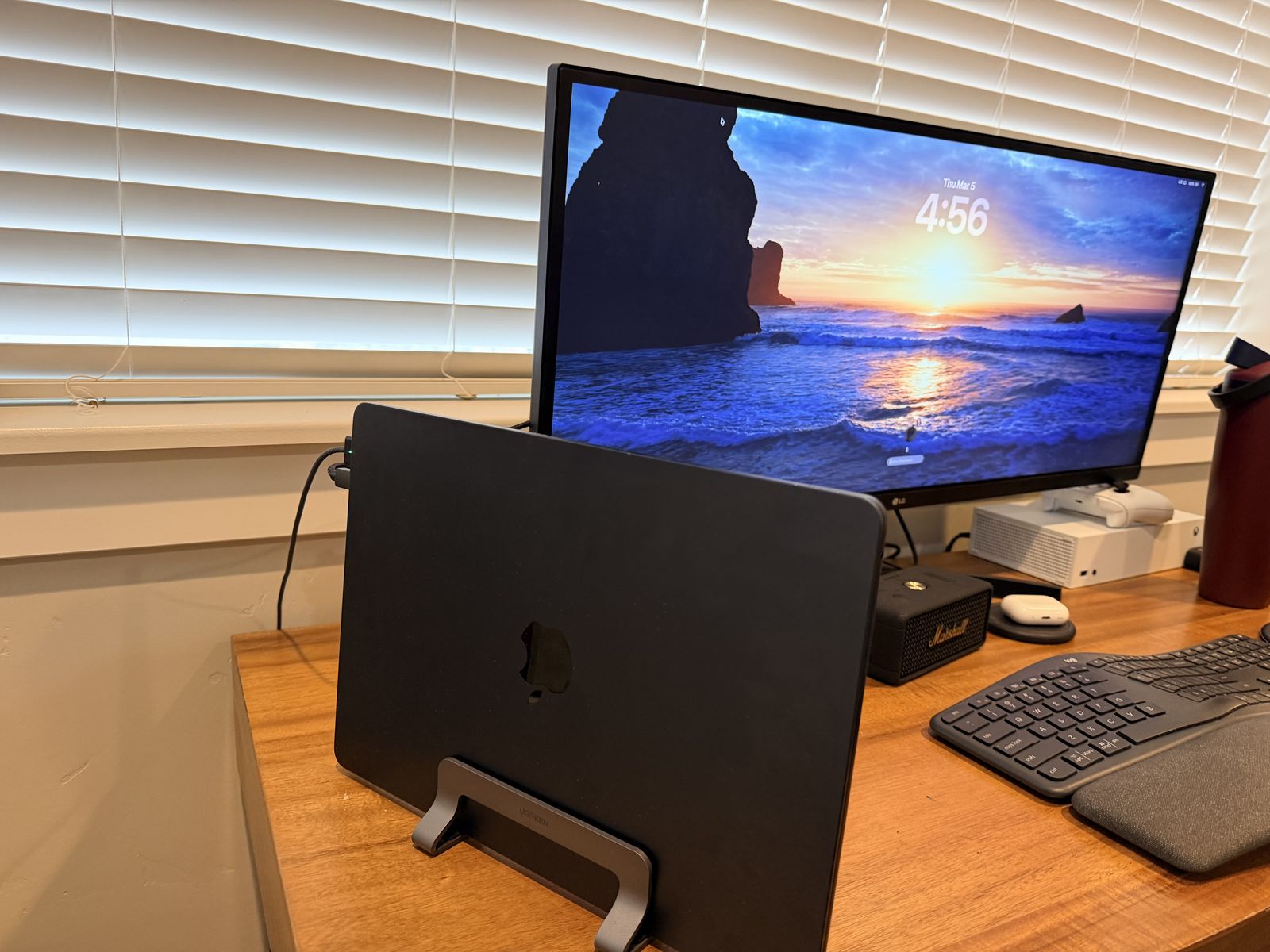 2023 MacBook Air 15” M2 | 16GB RAM | 1TB SSD | Works Perfectly w/ Monitor (Screen Damaged)