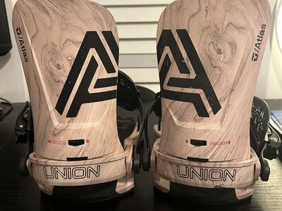 Union Atlas Snowboard Bindings Size Medium