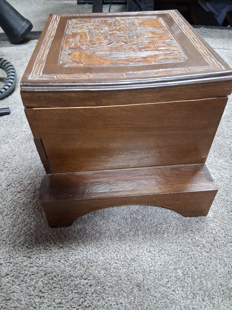 Main image 8