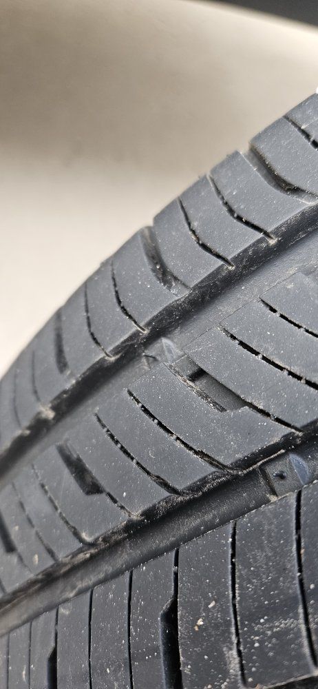 Hankook Kinergy 215/60r16
