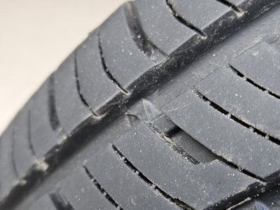 Hankook Kinergy 215/60r16