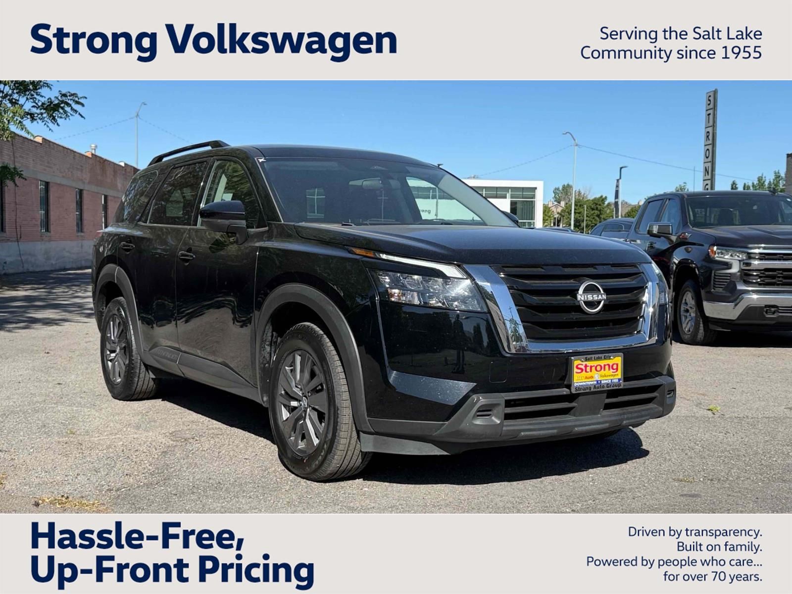 2025 Nissan Pathfinder SV