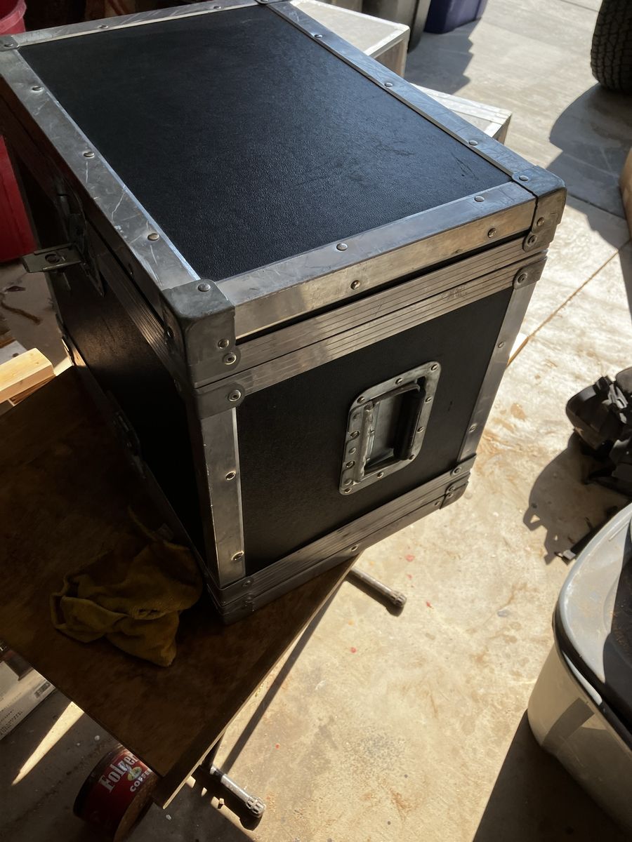 Main image 2
