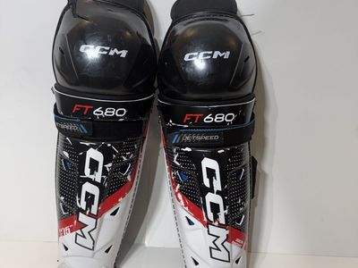 CCM Jetspeed FT680 Junior Hockey Shin Guards-15"
