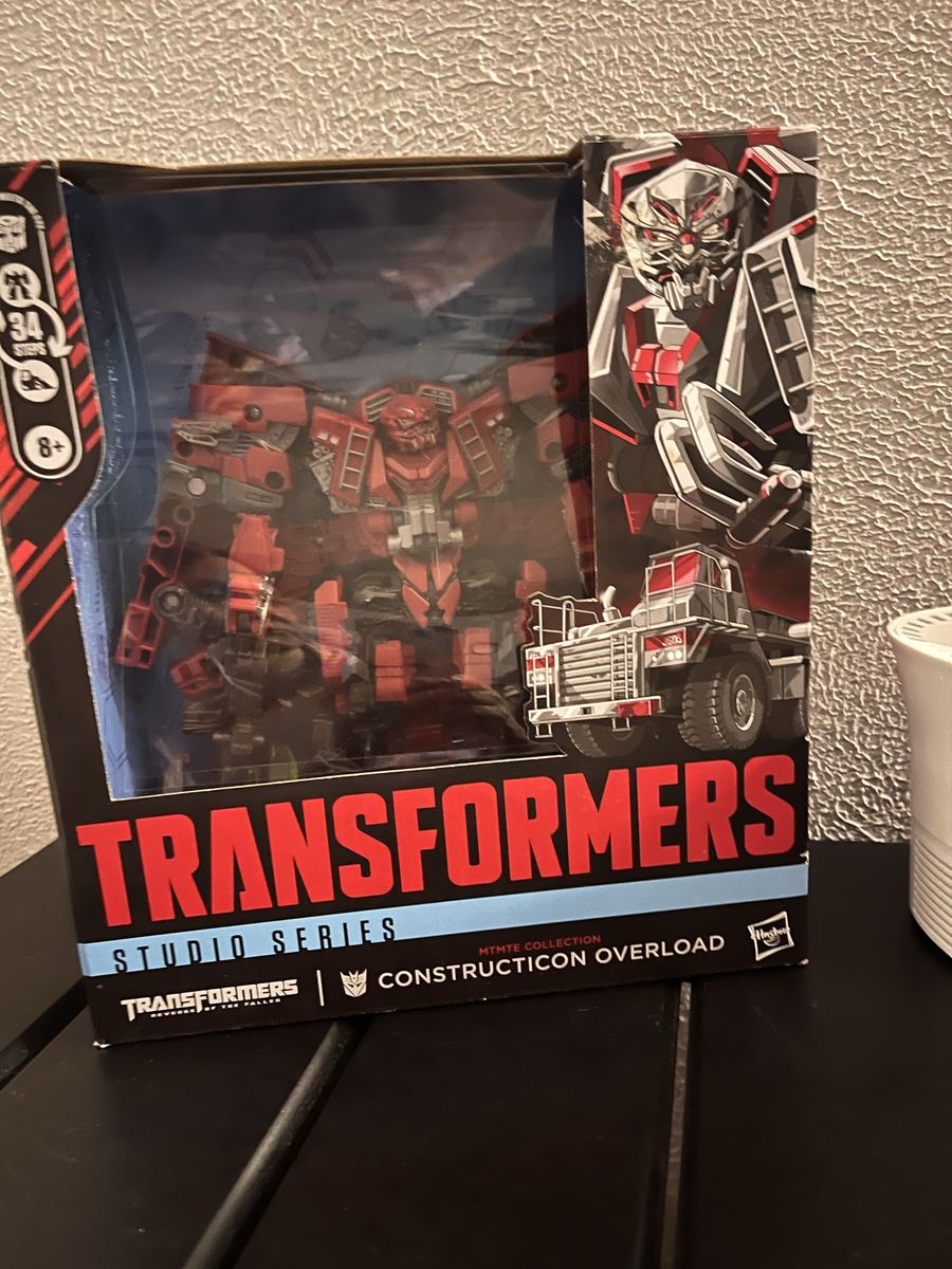 Transformers Studio Series Constructicon Overload Action Figure New in Box