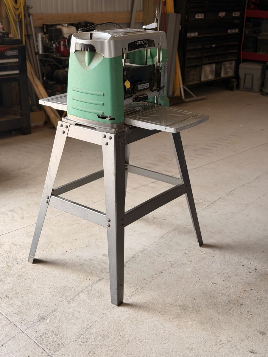 Main image 4