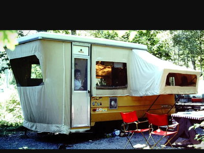 Pop-up camper