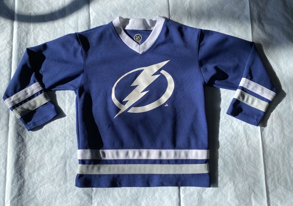 Tampa Bay Lightning Youth Jersey Size Small (4/5)