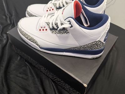 Jordan 3 OG True Blue Size 10 men’s Brand new