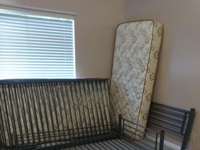 2 twins from spare room no pets/smoking/stains EUC