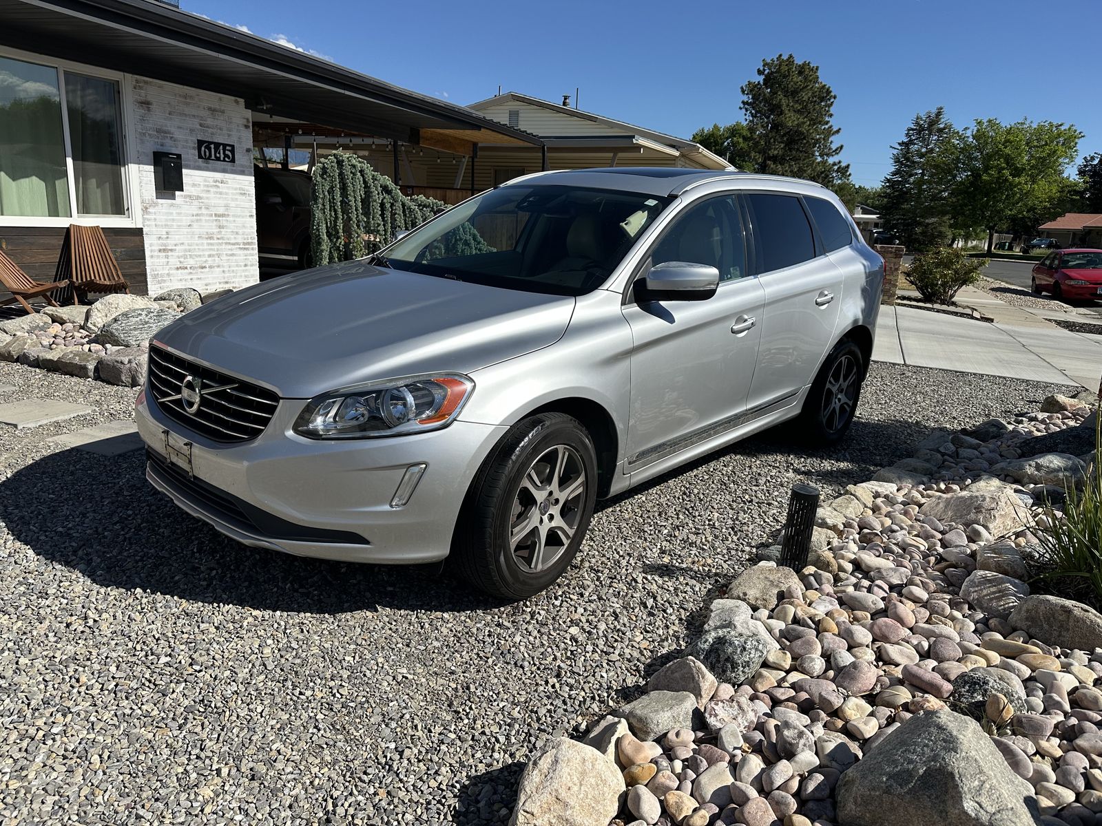 2014 Volvo XC60 T6 R-Design Platinum
