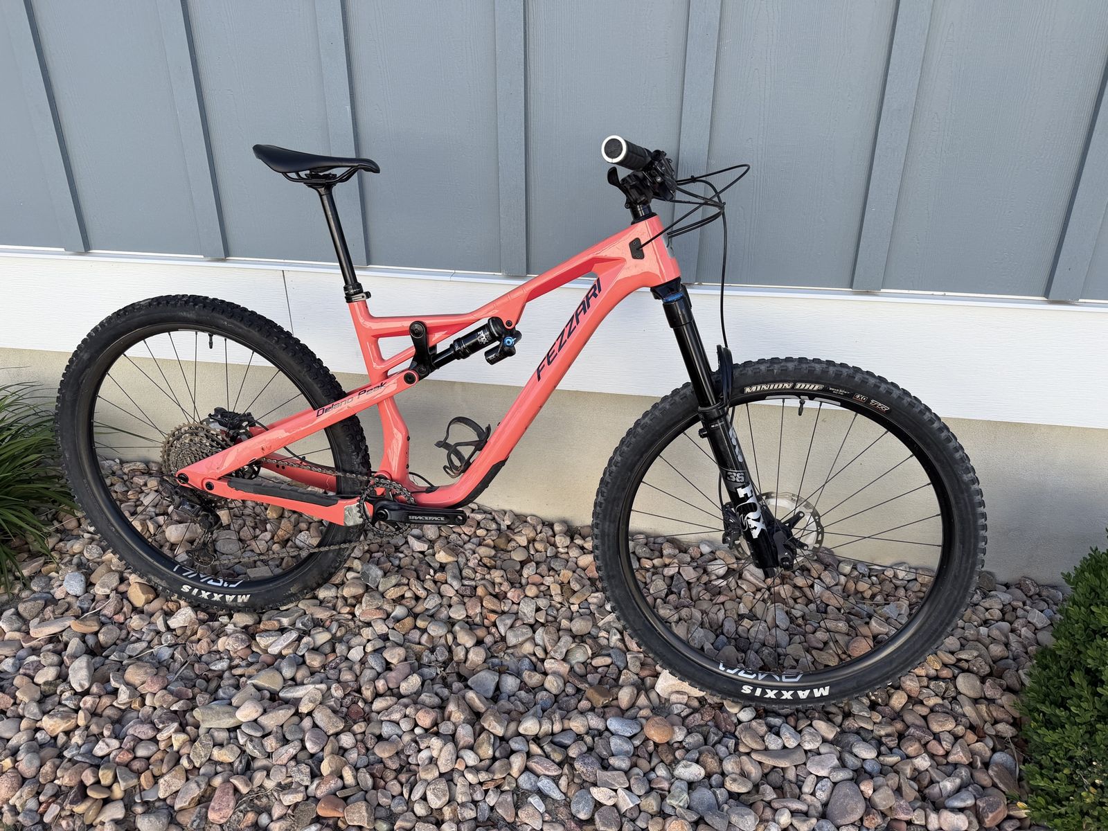 2022 Fezzari Delano Peak Large - Enve, Shimano XT, Fox Performance Elite, 29” Wheels